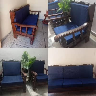 sofa set in good condition