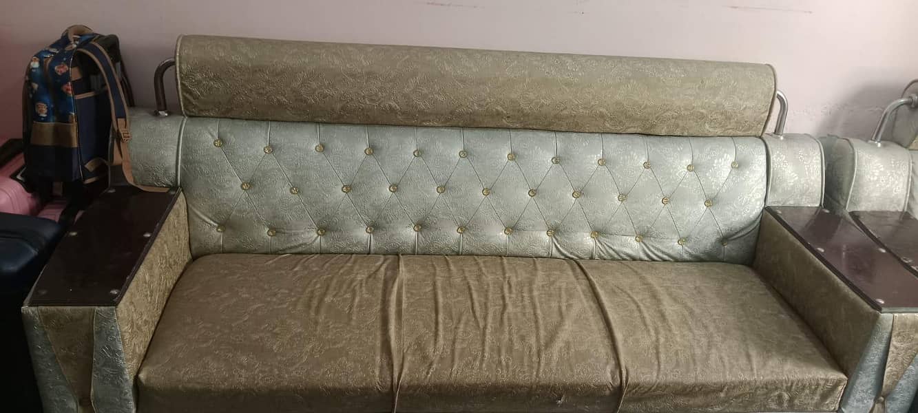used Sofia set 1