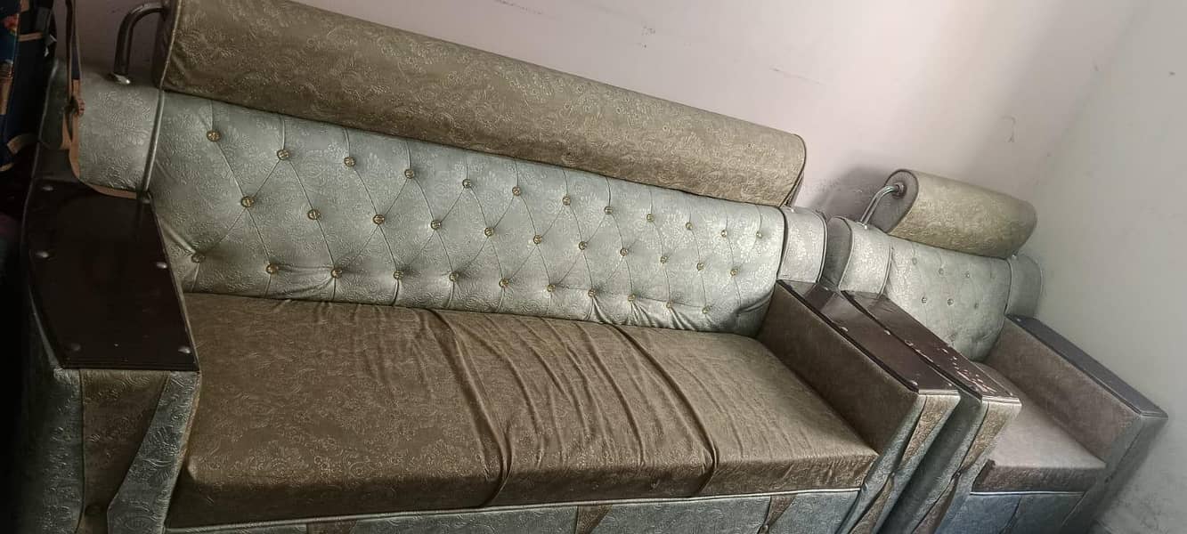 used Sofia set 2