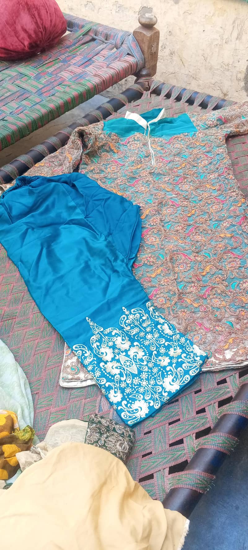 used clothe 6