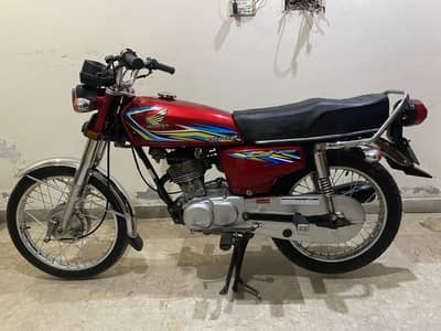 HONDA CG 125 CALL 03029636017 GOOD CONDITION ARGENT SALE
