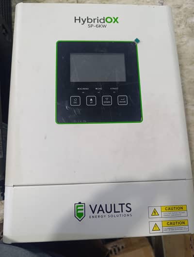 4KW and 6KW Hybrid inverters