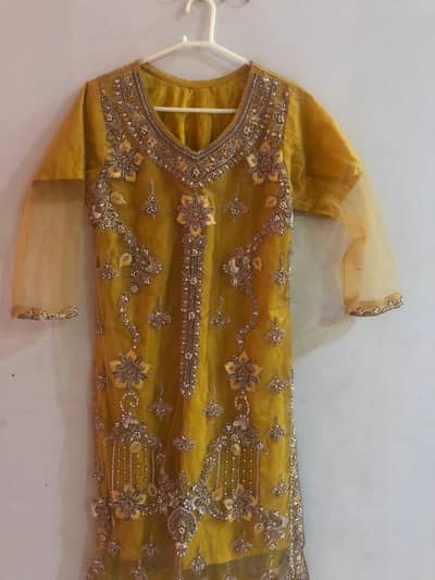 mehndi dress urgent sale