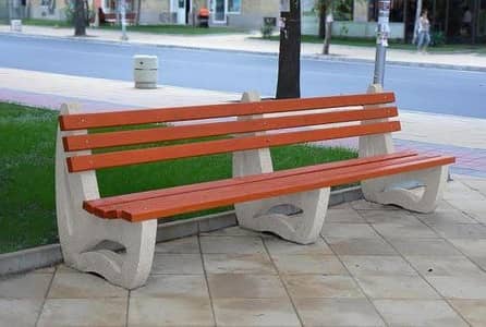 bench / garden bench / outdoor bench / concert benches