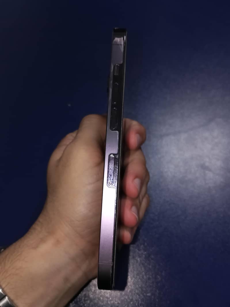 IPHONE 14 PRO 2