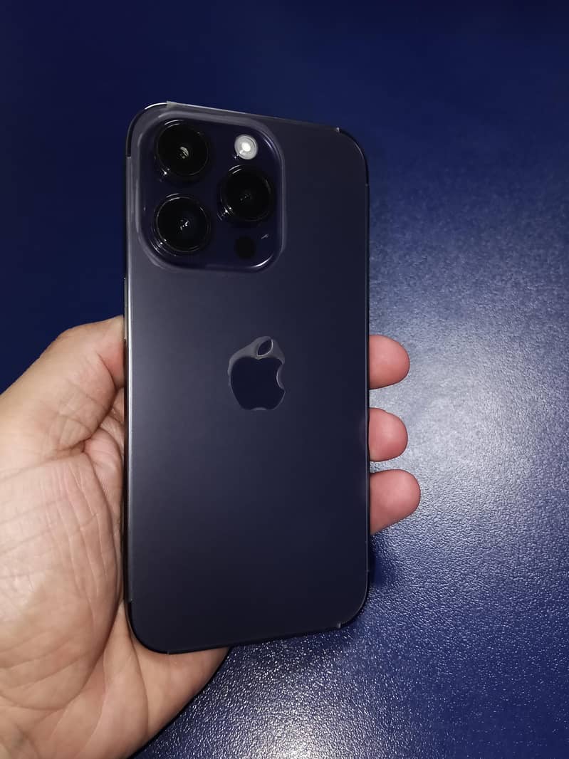 IPHONE 14 PRO 4