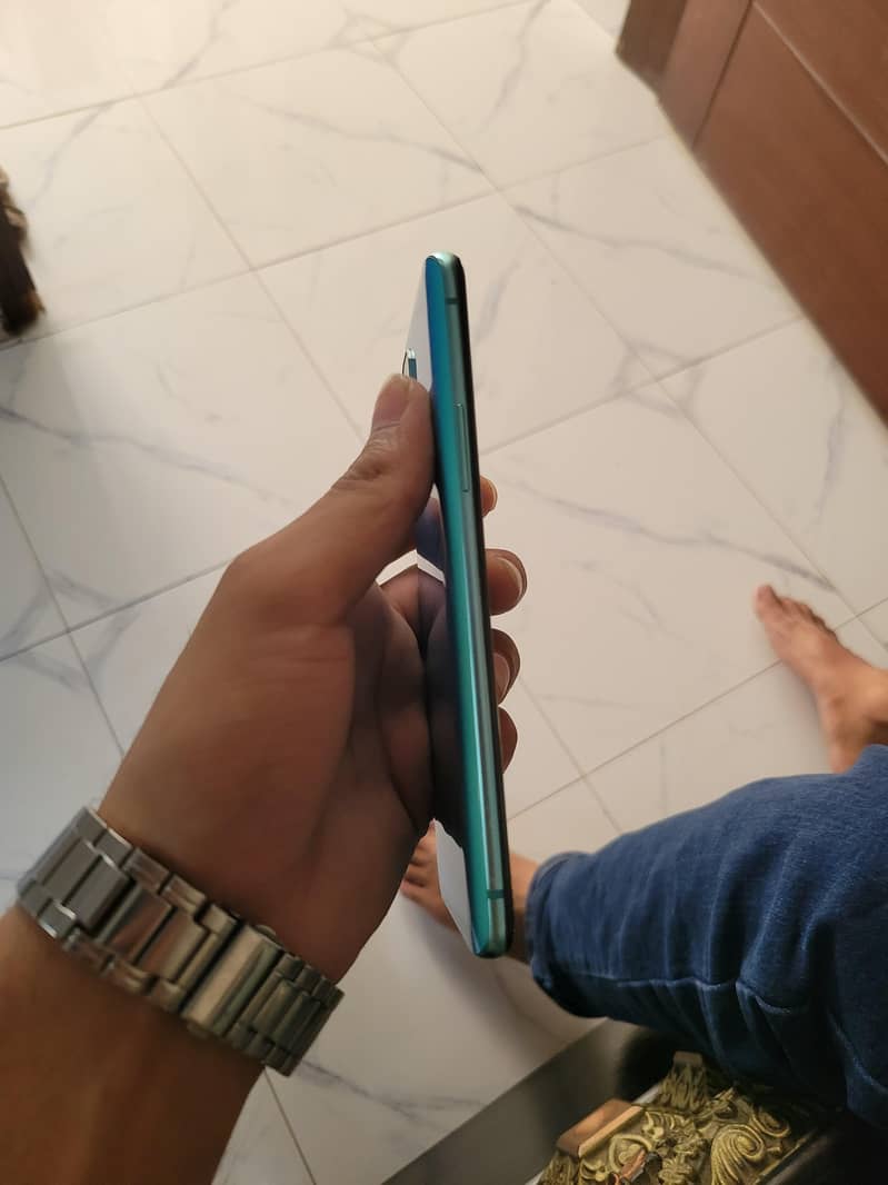 one plus 8T 3