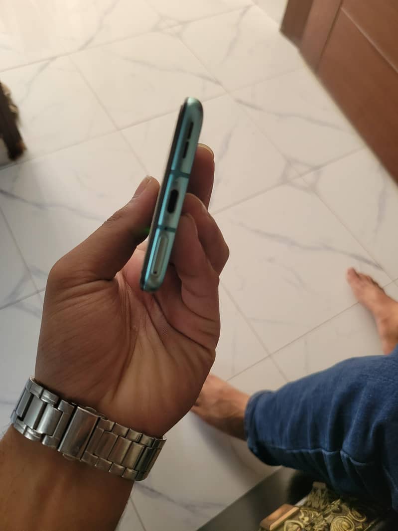 one plus 8T 5