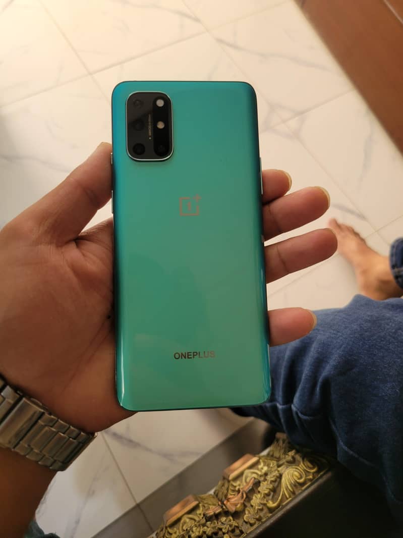 one plus 8T 7