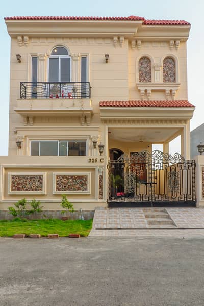 100% Original AD 5 Marla Modern Design House For Rent