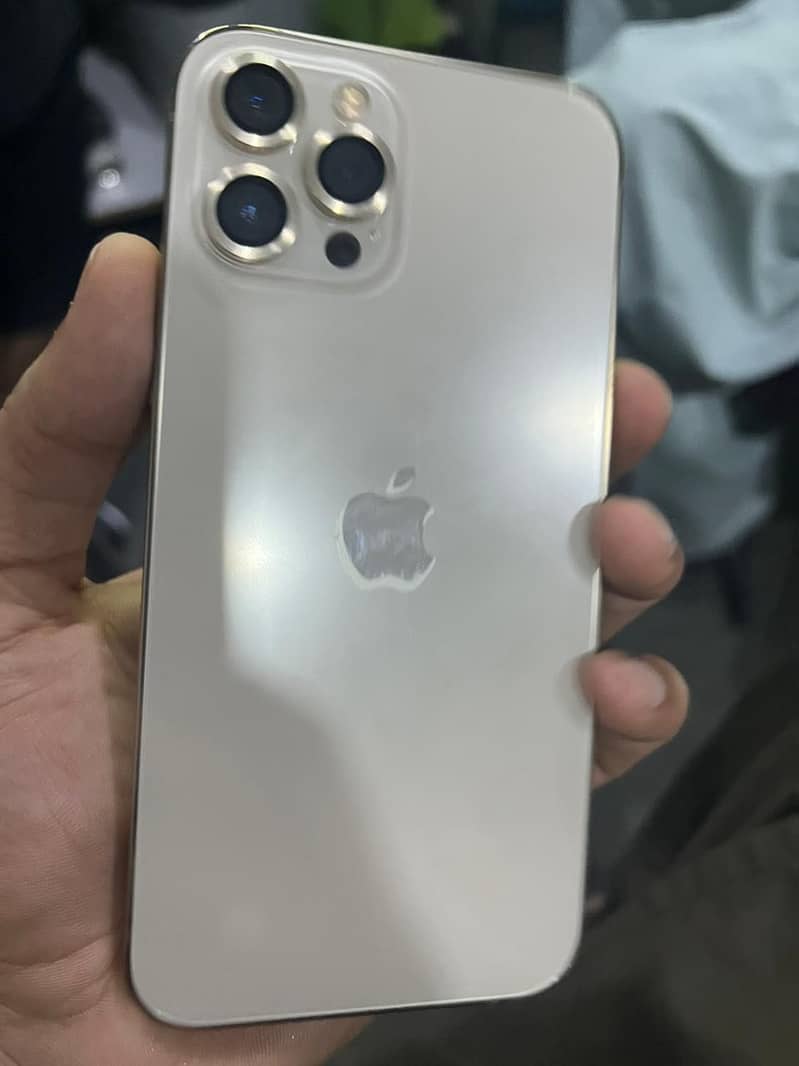 Iphone 12 pro max 0
