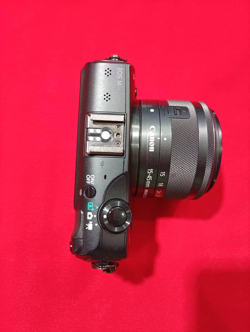 canon EOS M 2