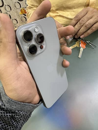 iPhone 15 pro max 256gb