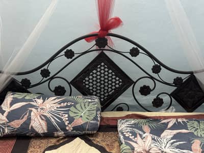 Heavy Duty Iron Bed – Durable & Clean
