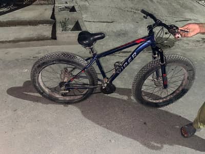 Fat tire mountain bicycle
