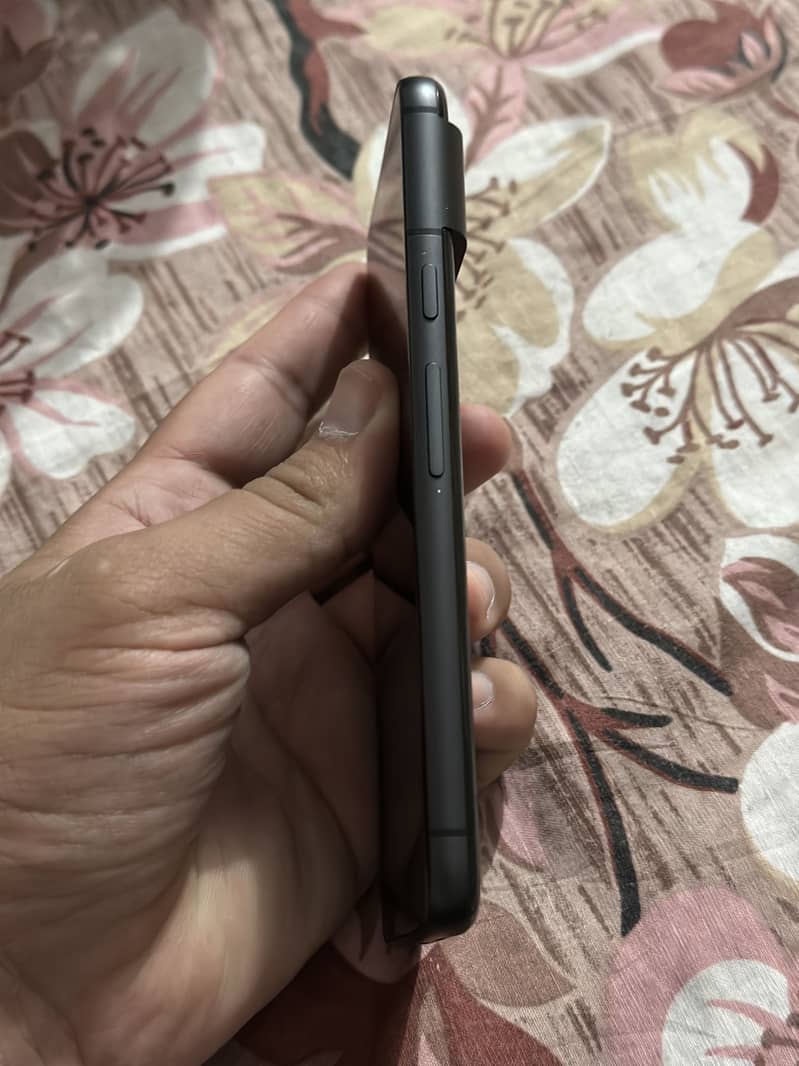 Google pixel 8 3
