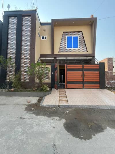 5 marla slightly use house for sale in Fatima Avanue Mps Road Multan
