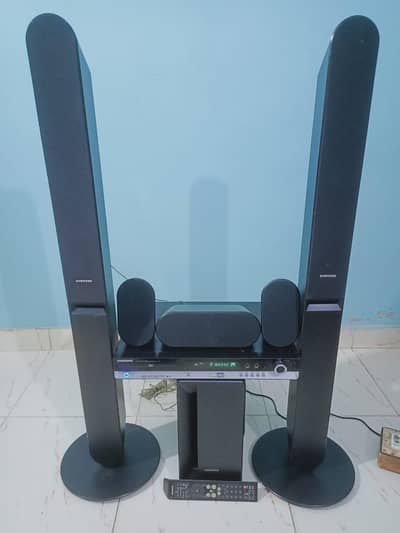 Samsung 5.1 DTS home theater