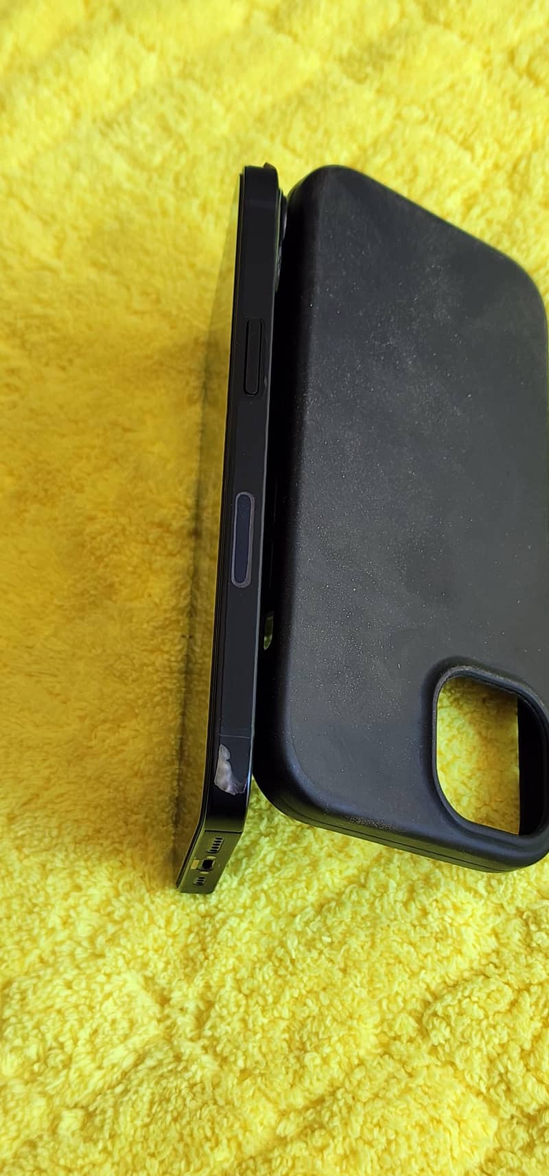 iPhone 13 5