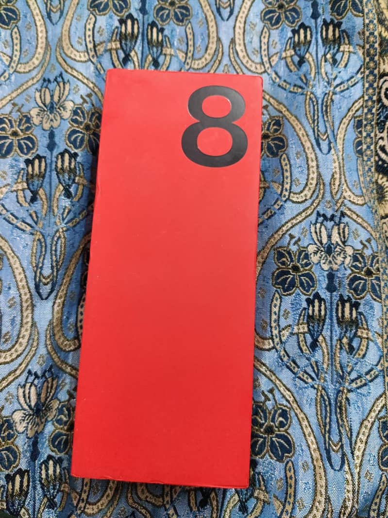 OnePlus 8 2