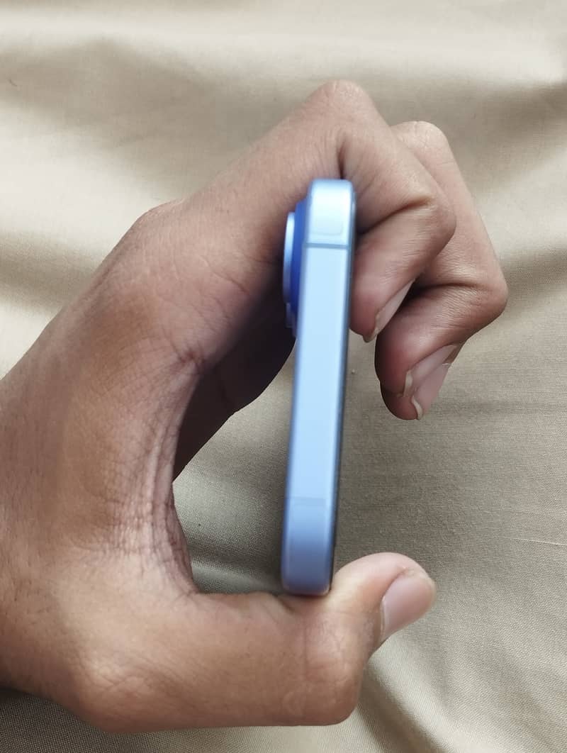 iPhone 16 5