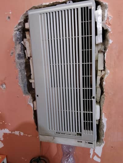 110 window ac corona made in Japan 03044441655