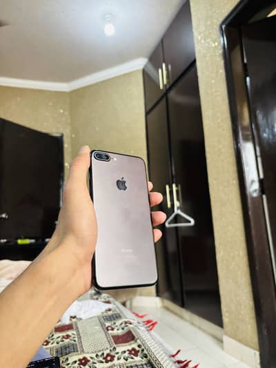 Iphone 8 Plus - JV First HDR Supported IPhone by Apple