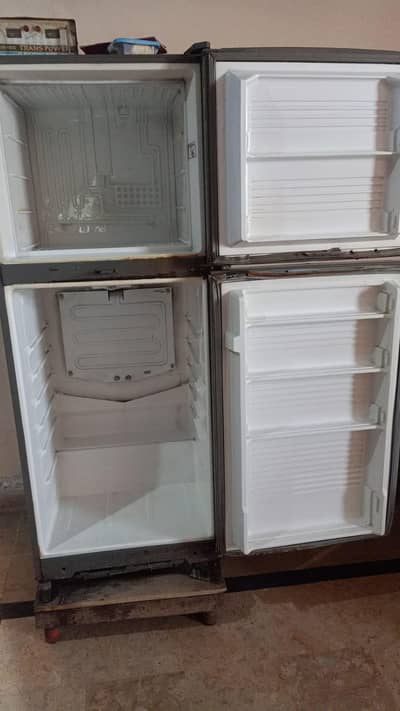 Refrigerator Dawlance  for sale