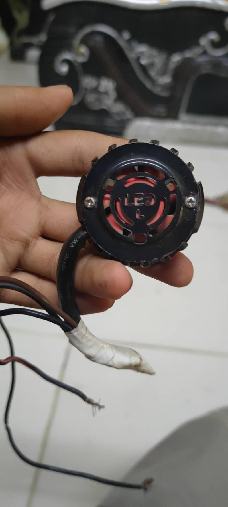led light 1