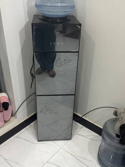 Water dispenser