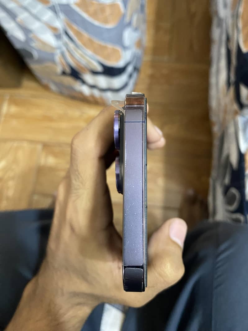 Apple iPhone 14 Pro Max 4