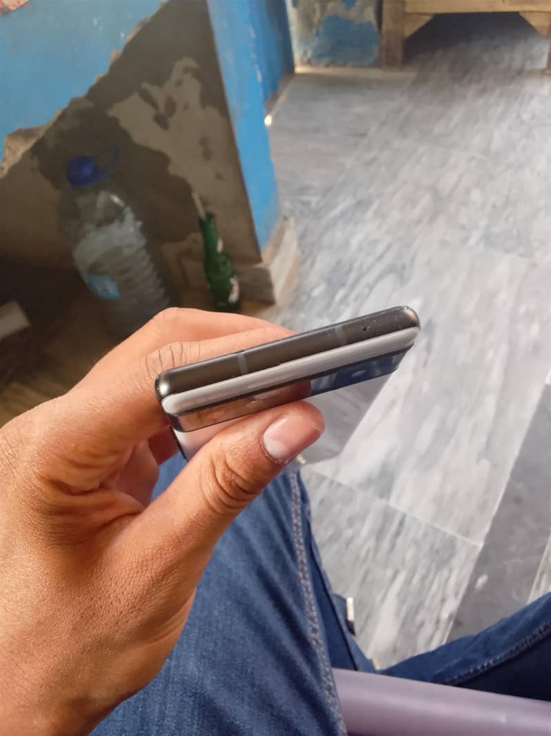 google pixel 6a 3