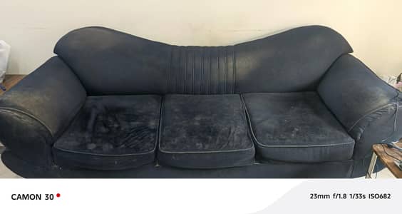 3-2-1 sofa in throw away  price