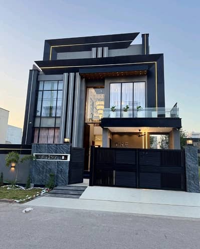 Unoccupied Prime Location House Of 10 Marla Is Available For sale In Citi Housing Society