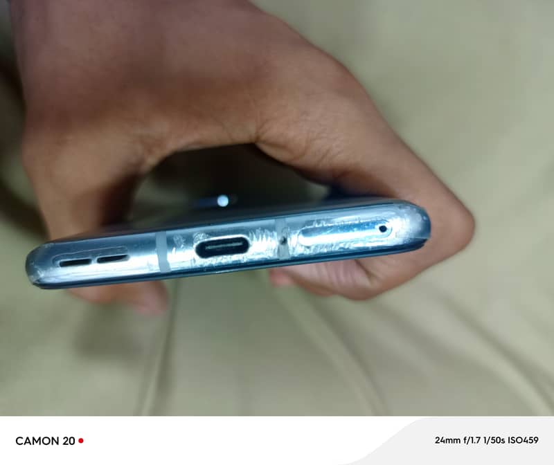One Plus 8t 6