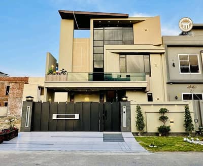 A Prime Location House Of 10 Marla In Rs. 46000000