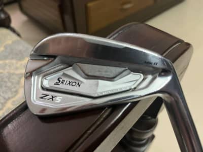 Srixon ZX5 MK11 irons 5-pw