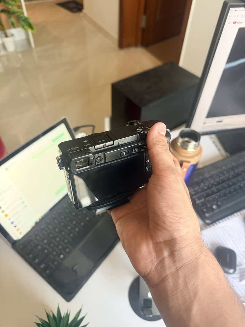 Sony A6400 0