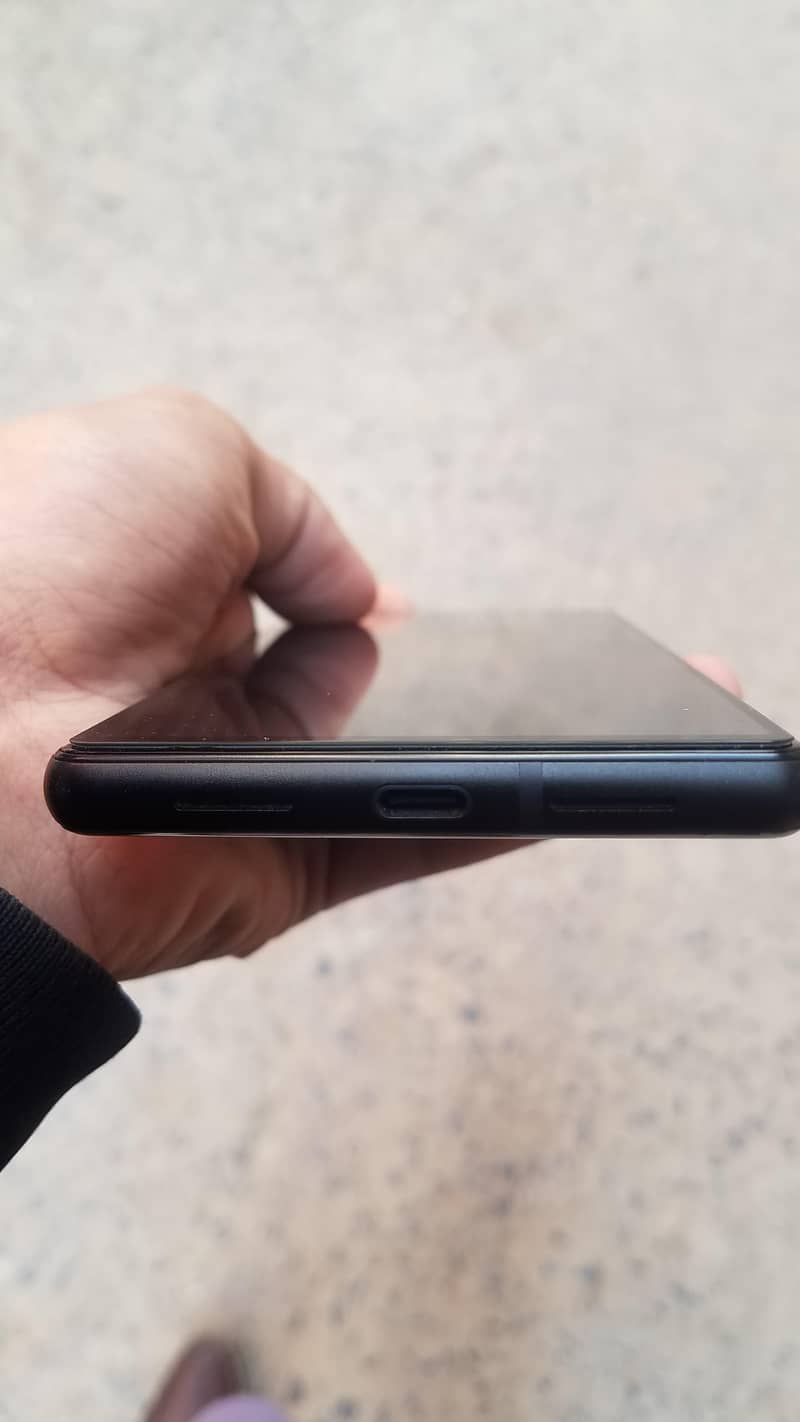 Google pixel 6 8/256 4