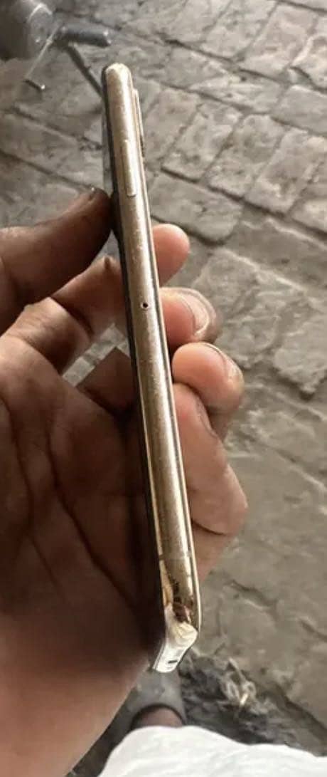 iPhone XS 1