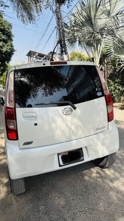 Daihatsu Move posh start perl White eco ideal