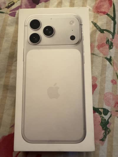 iPhone 17 pro max 256gb silver clr