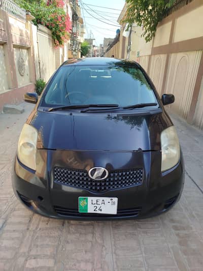 TOYOTA VITZ 2005