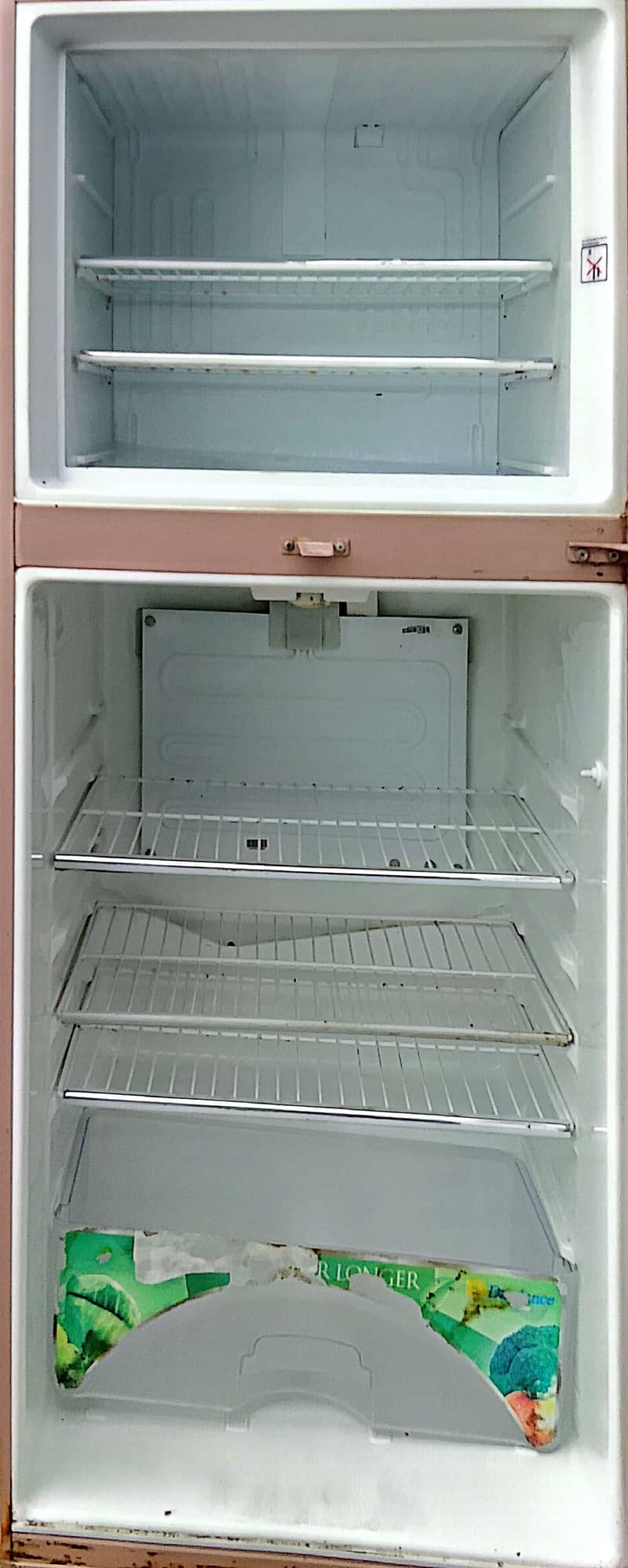 Dawlance Refrigerator 0