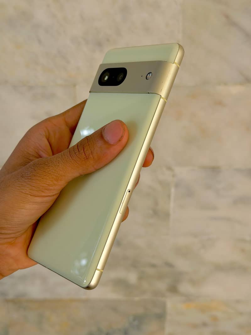 Google pixel 7 2