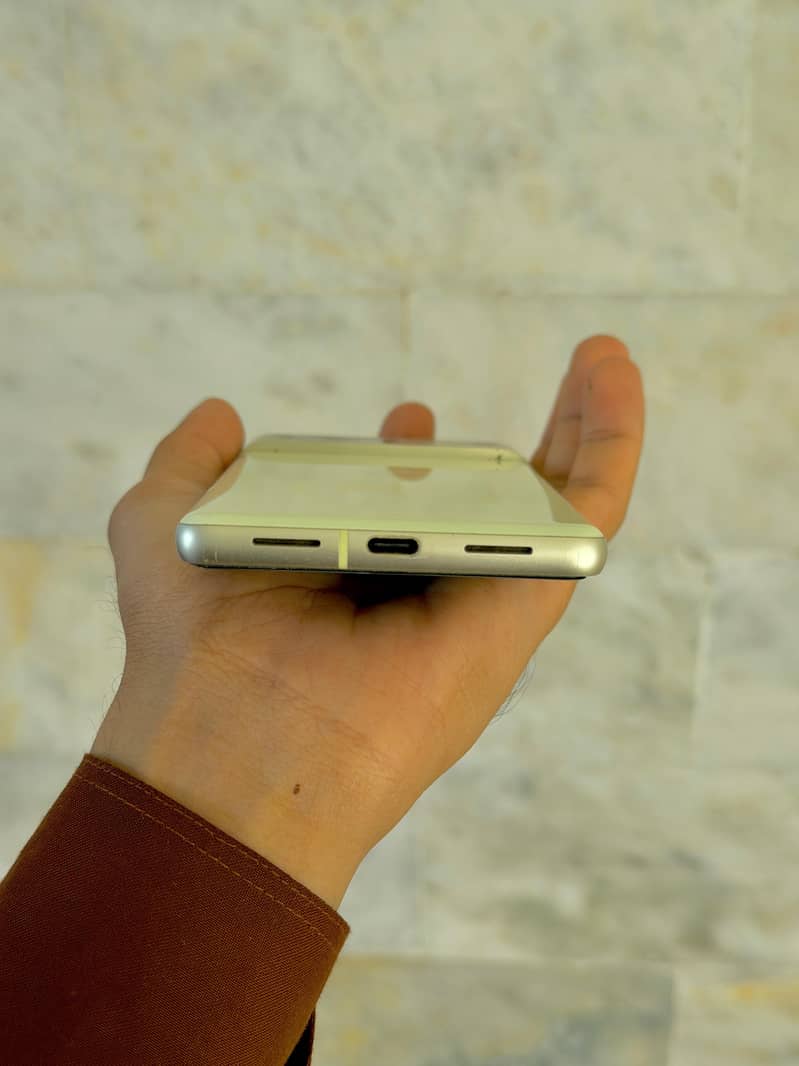 Google pixel 7 3