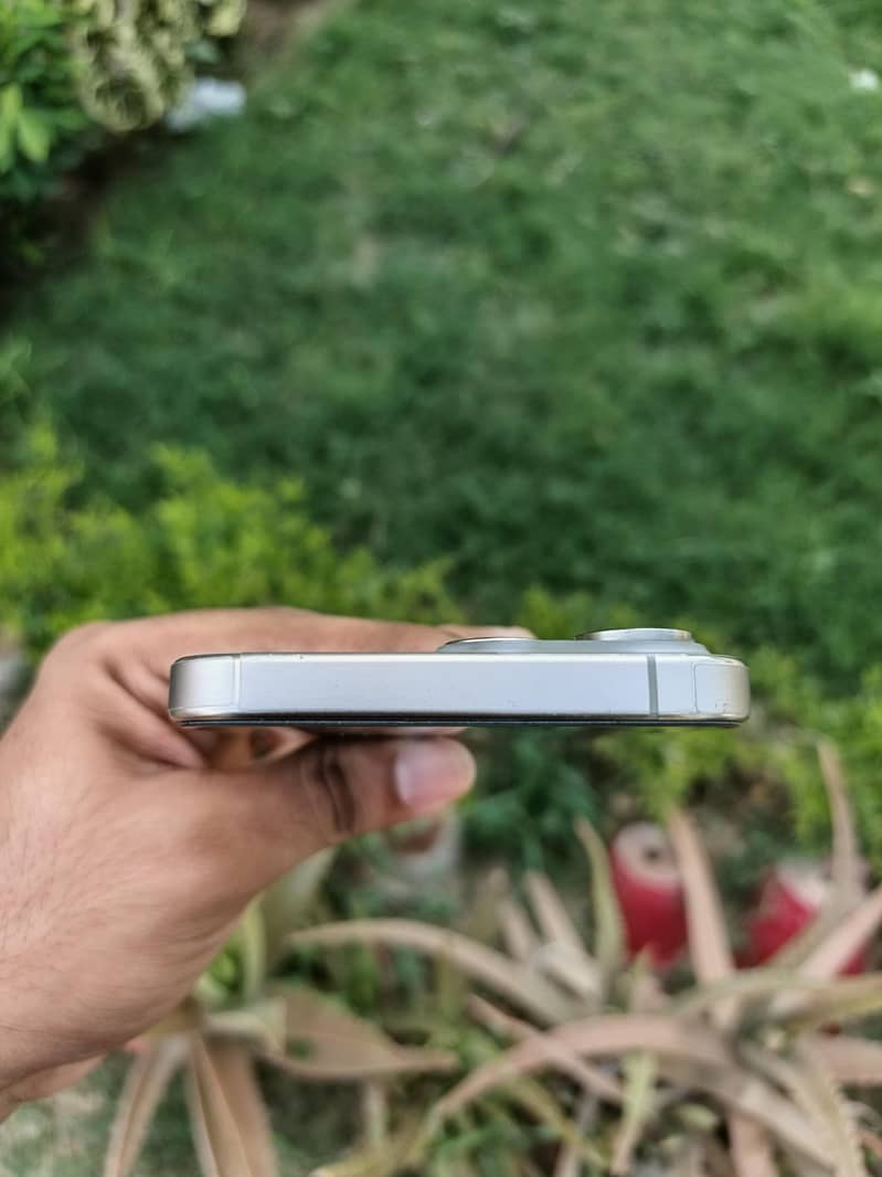 Iphone 15 Pro Max 5