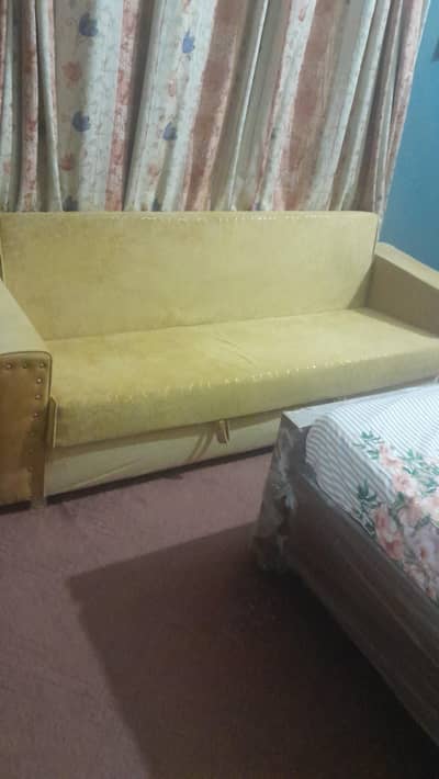 Sofa comebed