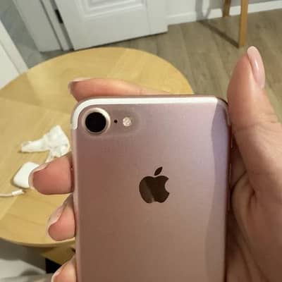 iPhone 7 | Water Pack | 128gb
