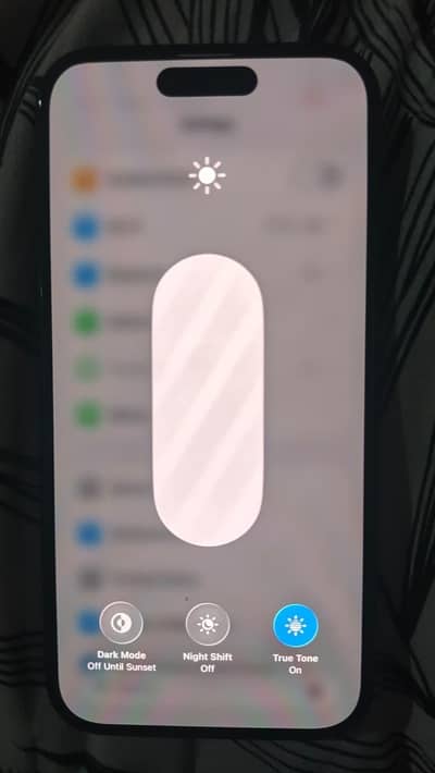 IPhone 15 JV